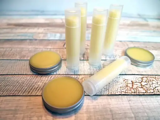 How To Make Natural Lip Balm